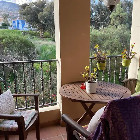 Проживание в семье La Quinta Share *